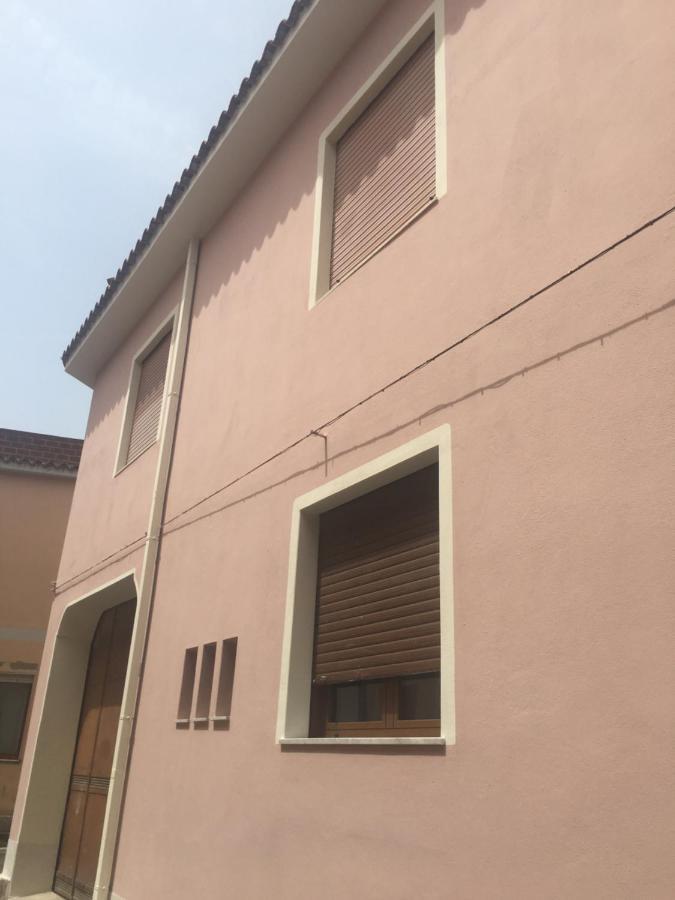 Casa Rosa Di Maria Gabriella San Vito A 30 Km Da Villasimius מראה חיצוני תמונה